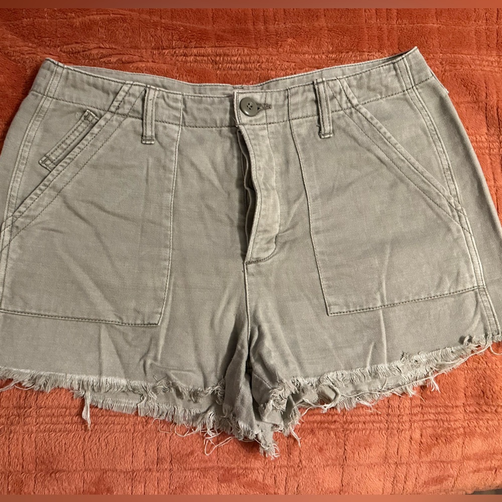 American Eagle Shorts Army Green Button Up Raw Hem
